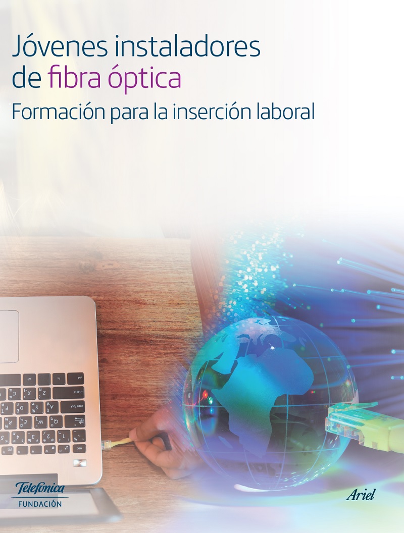 Jóvenes instaladores de fibra óptica